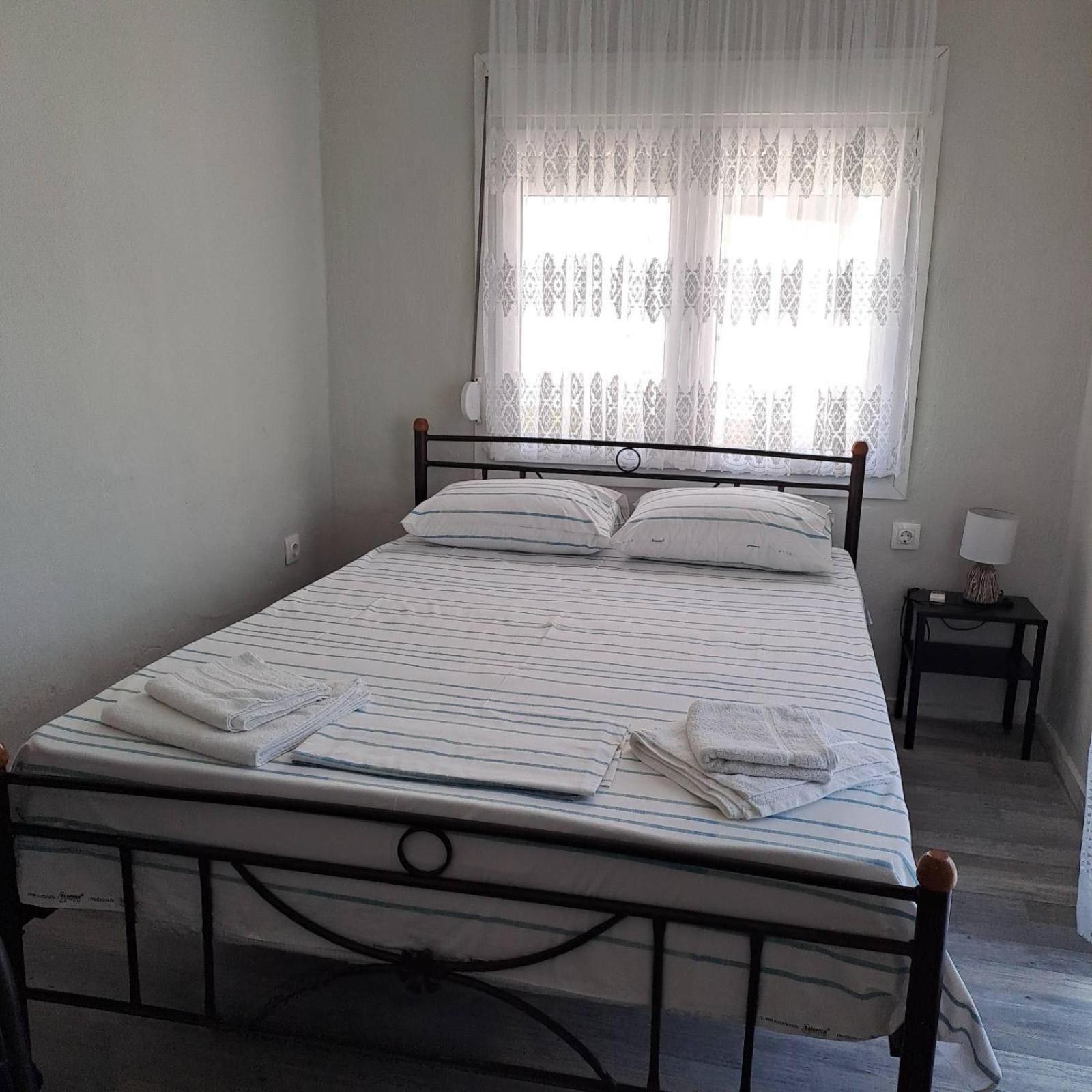 Makri Square Apartment Eksteriør billede