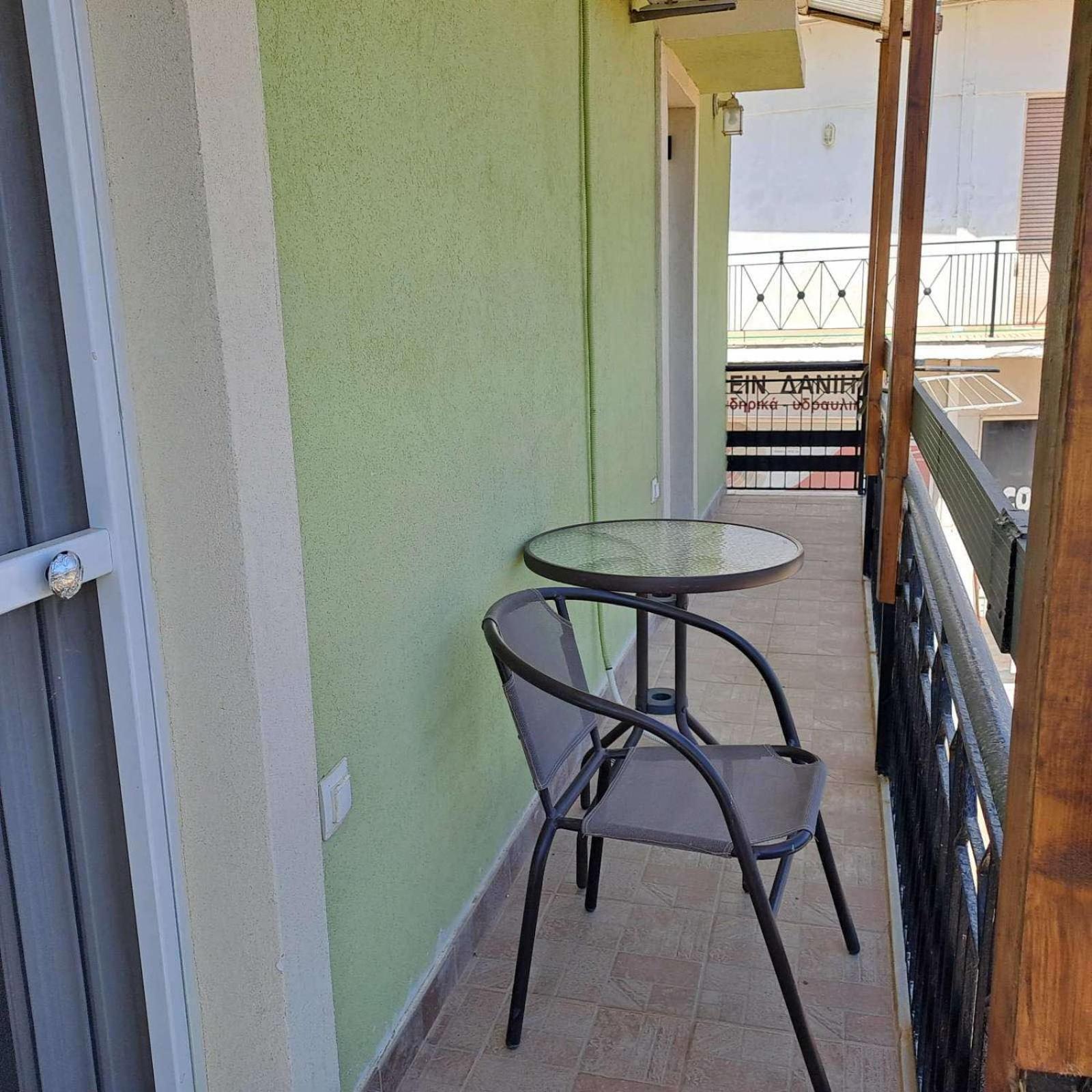 Makri Square Apartment Eksteriør billede